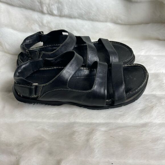 Timberland leather black strap sandals hoop and loop Velcro back strap size9.5M - Picture 1 of 9